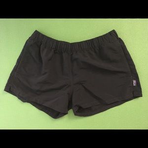 Patagonia Barely Baggies size medium small shorts